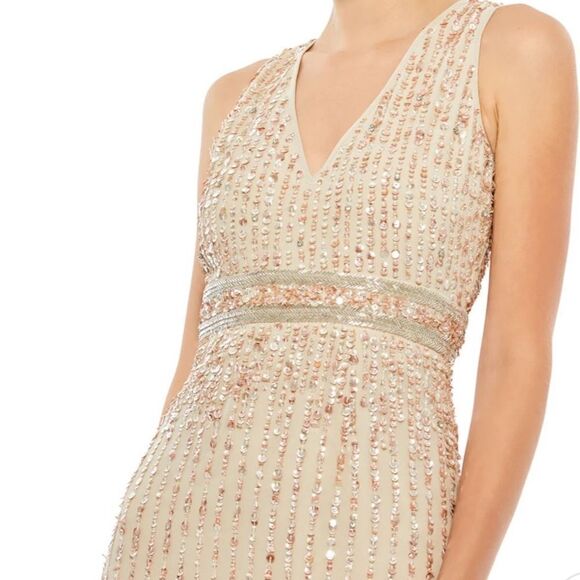 Mac Duggal Sleeveless V-Neck Sequined Midi Sheath Dress Nude Women's Size 4 - Picture 3 of 12